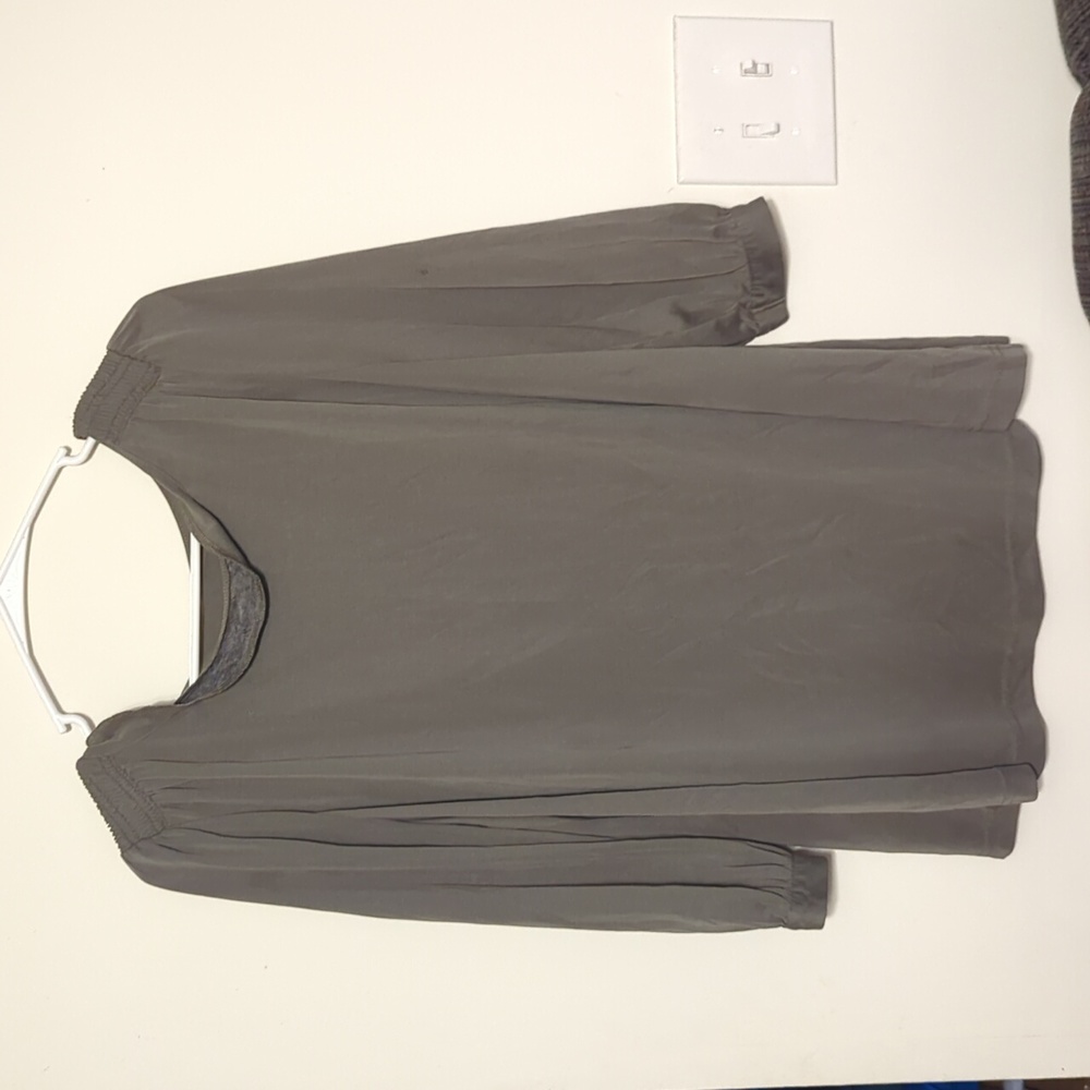 Isabel maternity 3/4 sleeve shirt olive green size medium